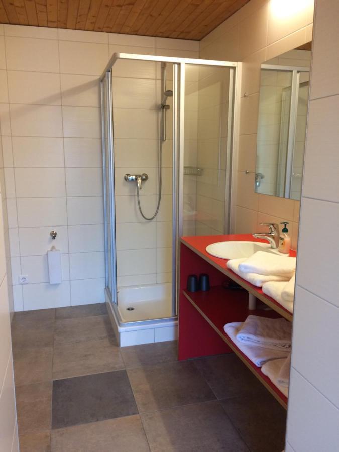 Waeldermetzge Huettenzimmer Und Wohnungen Warth  Exteriör bild